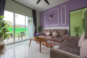 Moonight Luxe Suite, Cameron's Emerald Avenue